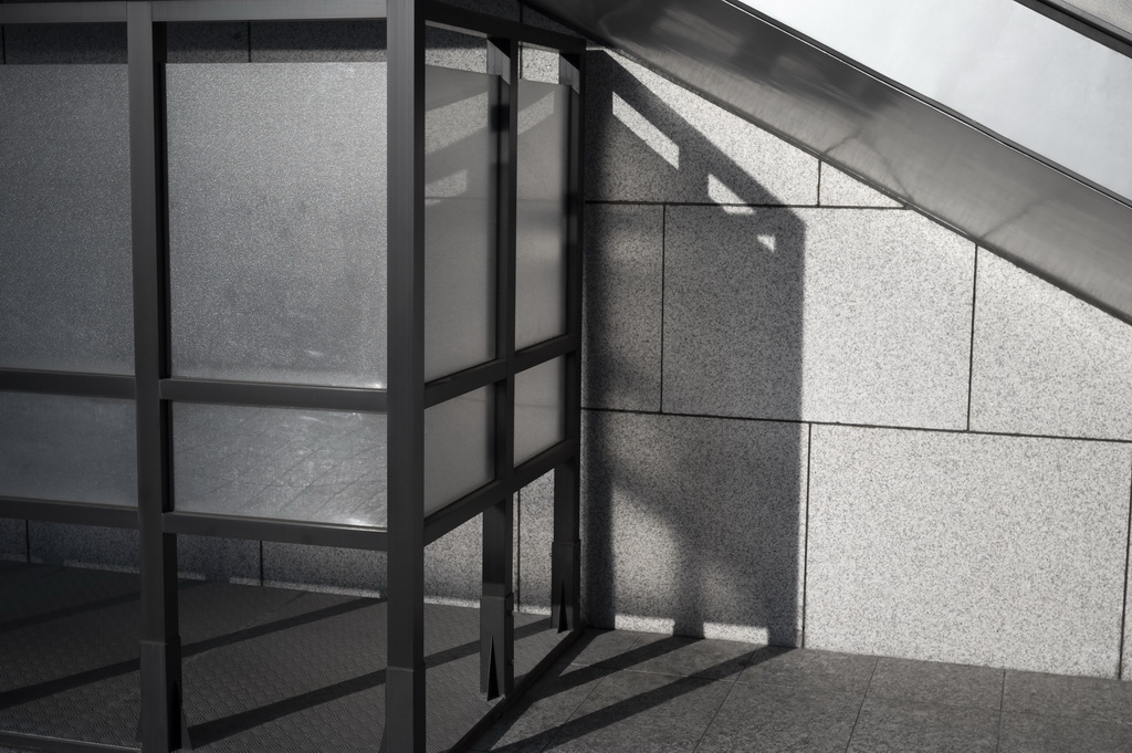 outdoors-abstract-shadow-daylight